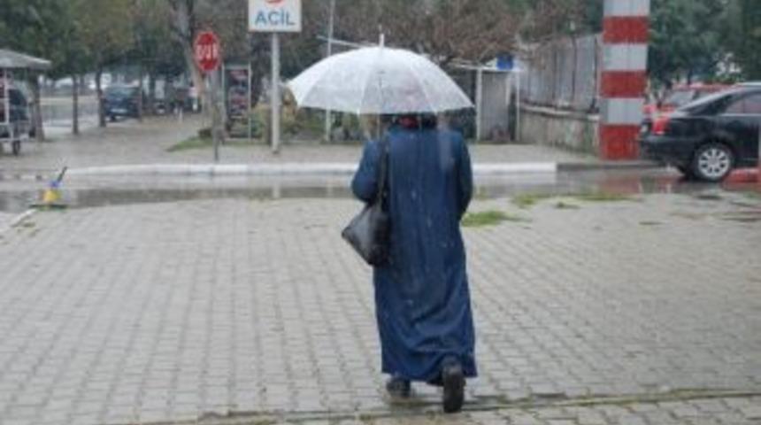 Isparta&rsquo;ya Kar Yağdı
