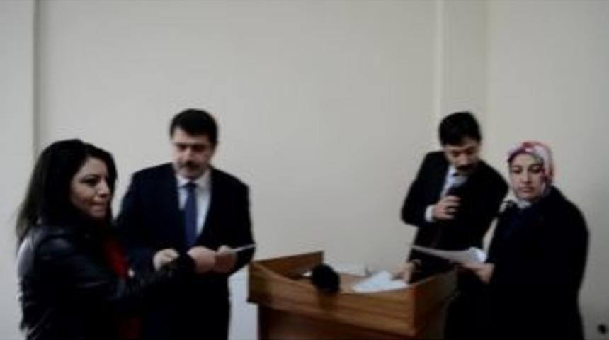 Kursa Katılanlara T&ouml;renle Sertifikaları Verildi