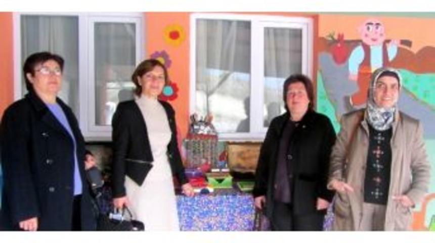 S&ouml;ke Ak Parti Kadın Kollarından Engellilere Ziyaret