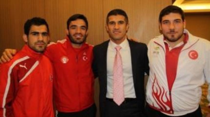 Judo Gecesinde, Kağıtsporlu Hasan&rsquo;a &Ouml;d&uuml;l