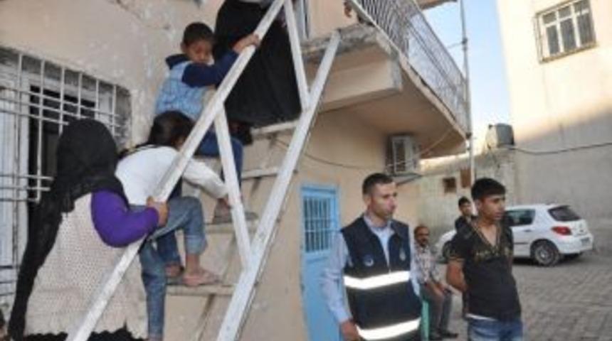 Silopi'de Zabıta Ekipleri Dilencilere Y&ouml;nelik Operasyon D&uuml;zenledi