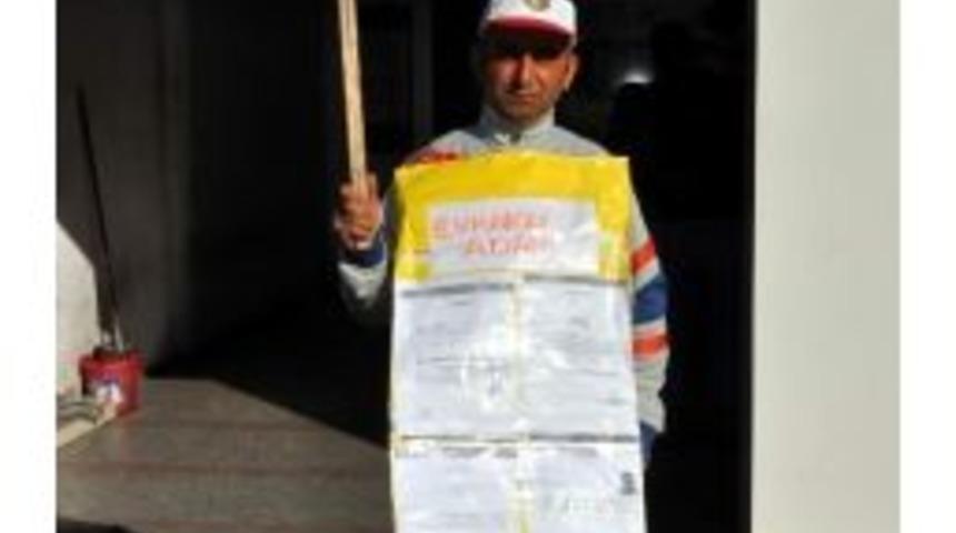 İş Akdi Sonlandırılan İşçiden Tek Kişilik Eylem