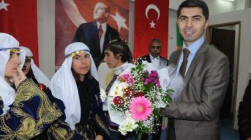 Vali Vekili Se&ccedil;ilmiş Engelli &Ouml;ğrencilerle Bir Araya Geldi