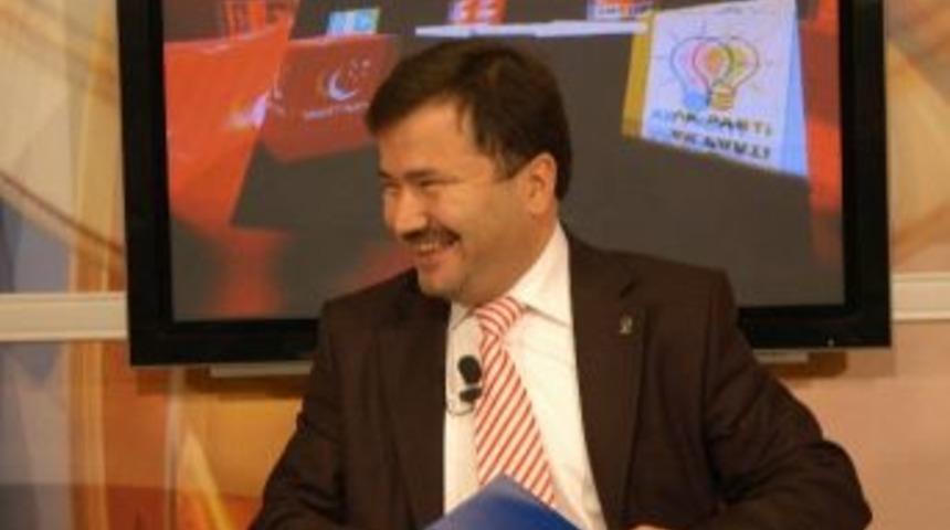 Ak Partili Adnan Yılmaz, G&ouml;&ccedil;menlere Seslendi