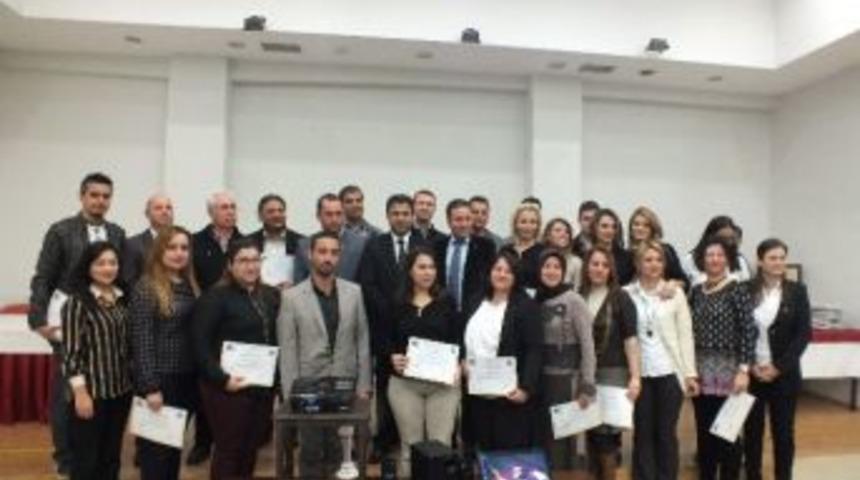 Sel&ccedil;uk'ta Yeni Girişimci Adayları Sertifikalarını T&ouml;renle Aldı