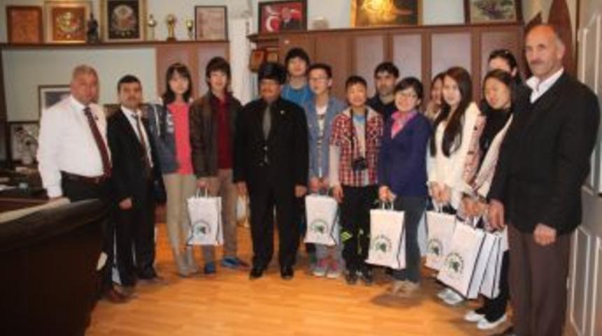 Moğolistan'daki T&uuml;rk Okulu &Ouml;ğrencileri G&uuml;lnar'ı Gezdi