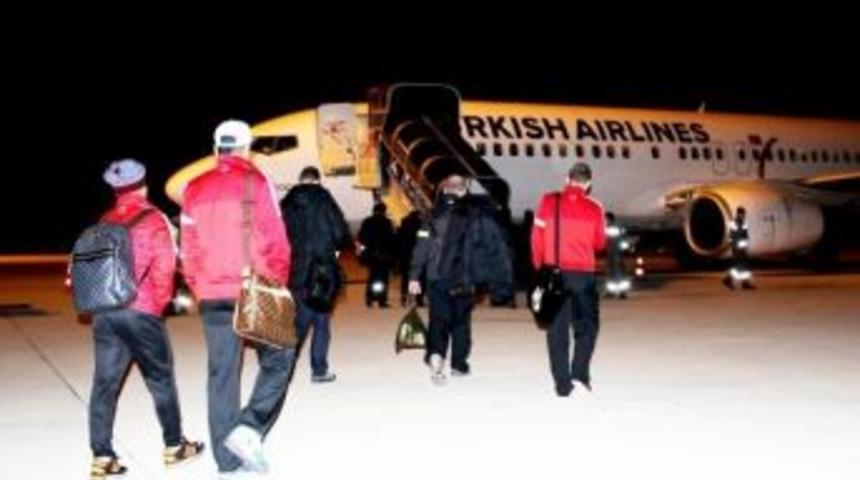 Trabzonspor Kafilesi Balıkesir&rsquo;den Ayrıldı