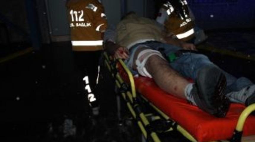 Konya'da İki Gen&ccedil; Arasında &Ccedil;ıkan Kavgada Bir Kişi Sağ Bacağından Bı&ccedil;akla Yaraladı