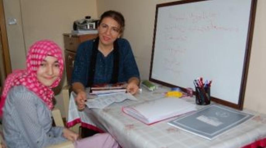 (&ouml;zel Haber) Bedensel Engelli Fazilet&rsquo;e Evinde &Ouml;zel Eğitim