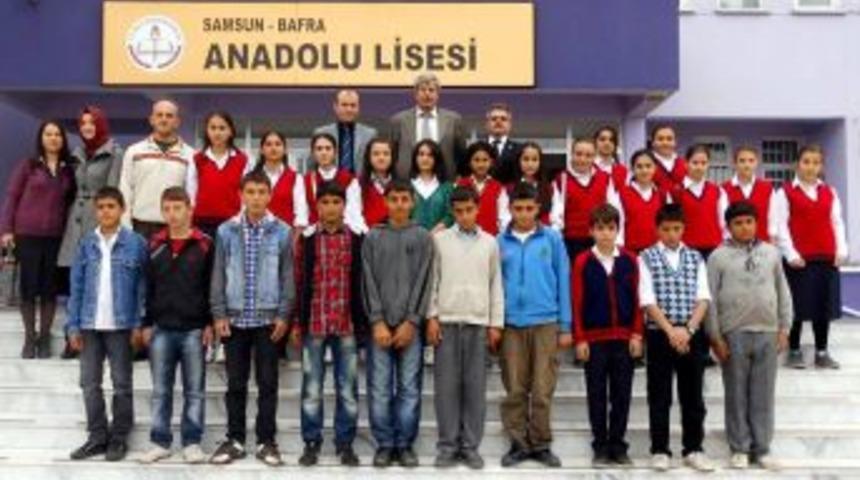 Bafra Anadolu Lisesi Misafir &Ouml;ğrencilere Başarının Sırlarını Aktarıyor