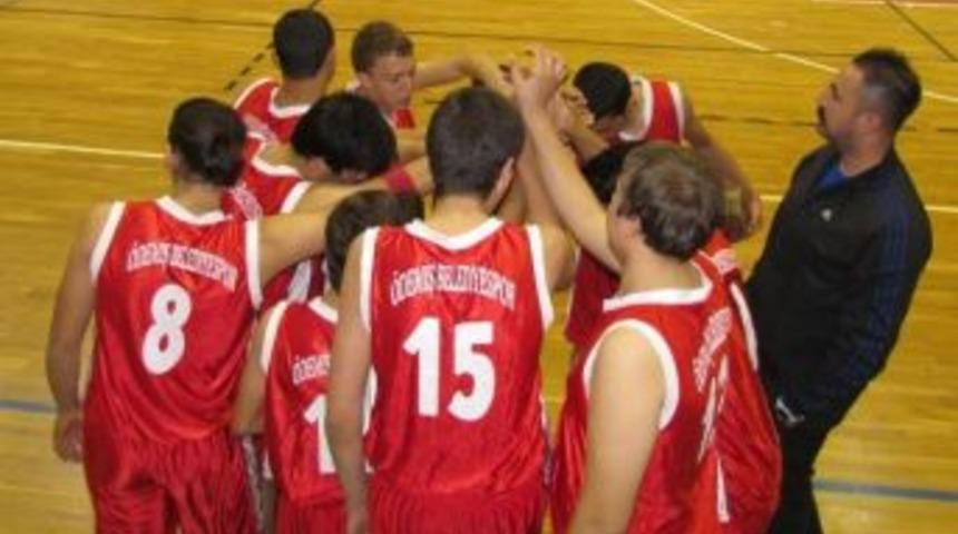 &Ouml;demiş Belediye Basketbolda İddiasını Koruyor