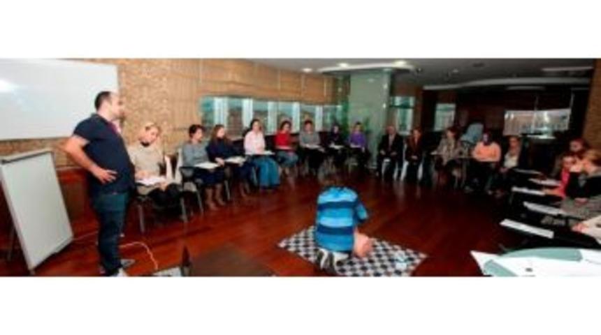 Kartal Belediyesi&rsquo;nden Kreş &Ouml;ğretmenlerine İlk Yardım Eğitimi