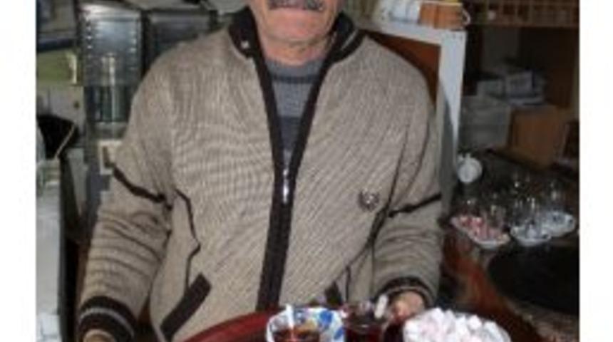 Bu Kahvehanede &lsquo;&ccedil;ay&rsquo; Bahane &lsquo;altın&rsquo; Şahane