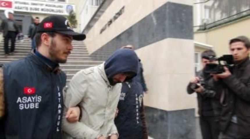 Sarıya Boyattığı Aracıyla Taksicilik Yaparken Yakalandı