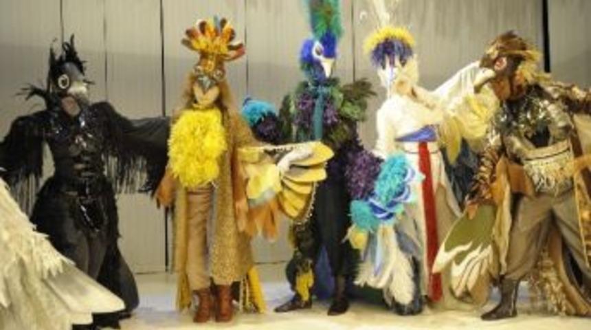 Uykudan Az &Ouml;nce Tiyatro