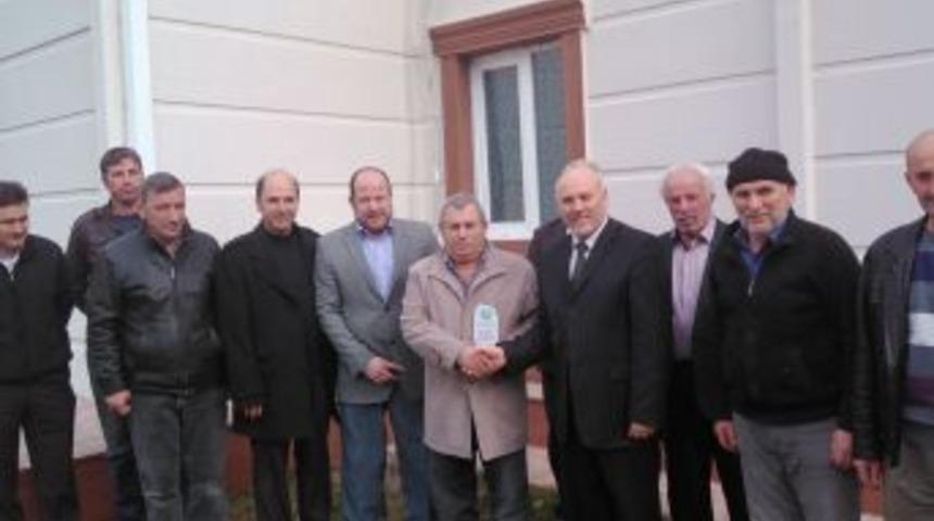 Hayırsever Işadamına Plaket