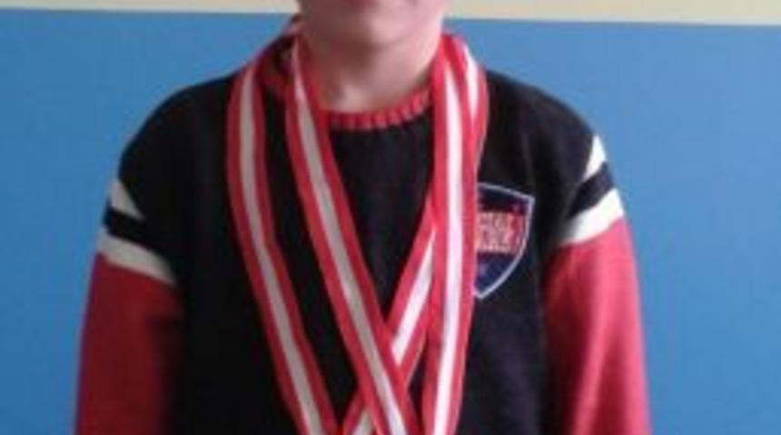 Satran&ccedil; Turnuvasında 2 Madalya