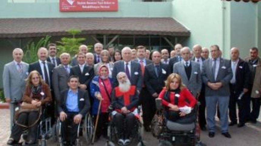 Adana Valiliği&rsquo;nce Engellilere Kahvaltı