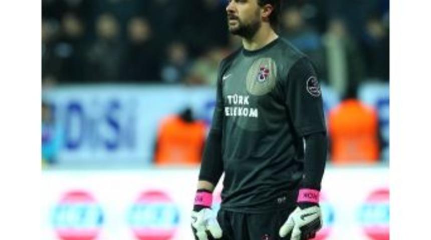 Trabzonspor&rsquo;da, Kaleci Onur Kıvrak&rsquo;ın S&ouml;zleşmesi Uzatıldı