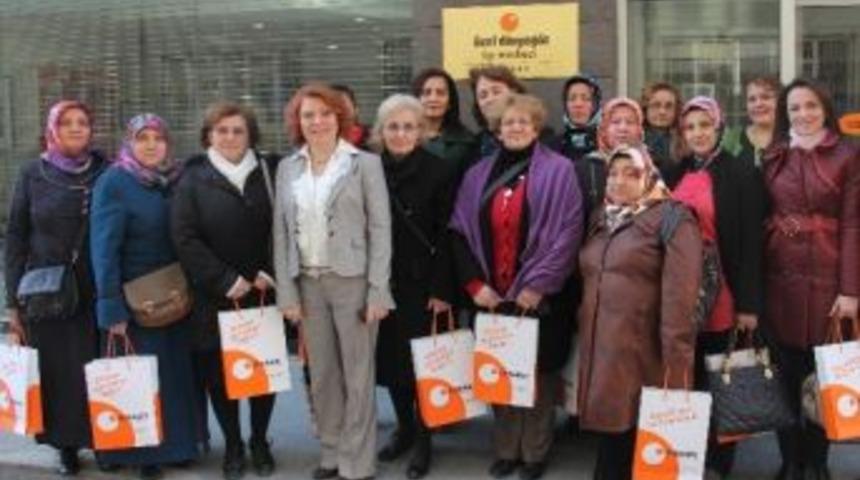 D&uuml;nyag&ouml;z, Samsunlu Kadınları Ağırladı