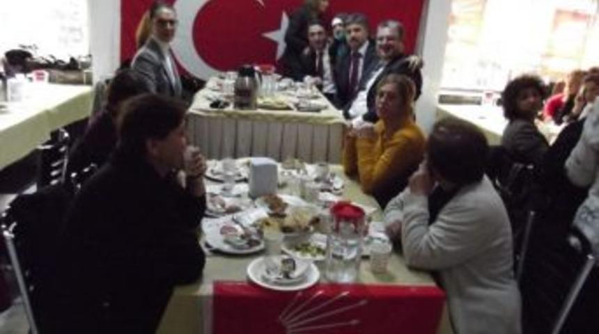 Kadın Hakları G&uuml;n&uuml;