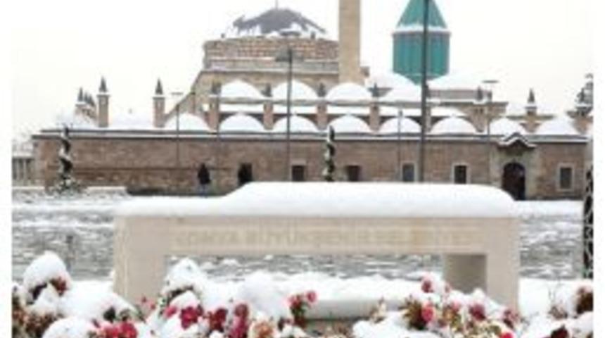 Konya&rsquo;da Kar Kalınlığı 15 Santimetreye Ulaştı