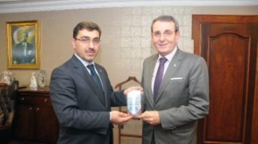 İşkur&rsquo;dan Murzioğlu&rsquo;na Teşekk&uuml;r Plaketi