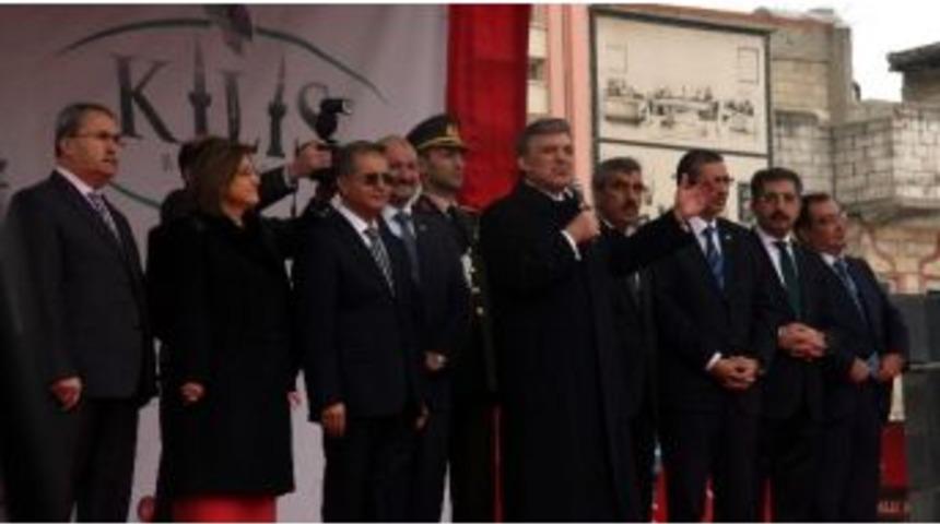 Cumhurbaşkanı G&uuml;l Kilis'te Halka Seslendi
