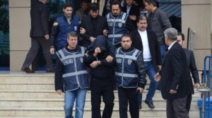 Gaziantepli Işadamını Ka&ccedil;ıran 8 Kişi Adliyeye Sevk Edildi