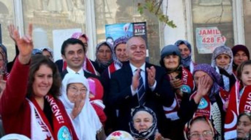 Manisa B&uuml;y&uuml;kşehir Belediye Başkanı&rsquo;na Sarıg&ouml;l&rsquo;de B&uuml;y&uuml;k İlgi