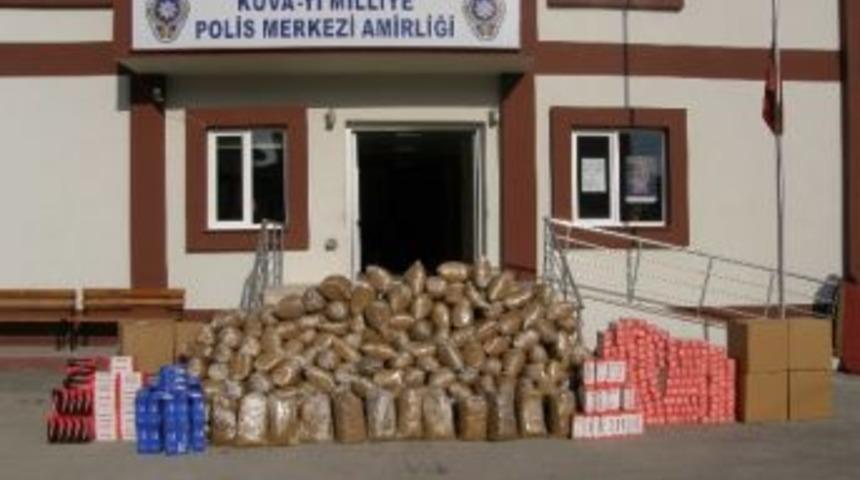 Balıkesir'de Ka&ccedil;ak T&uuml;t&uuml;n Operasyonu