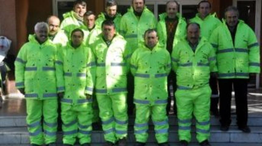 Temizlik İş&ccedil;ilerinin Kıyafetleri Yenilendi