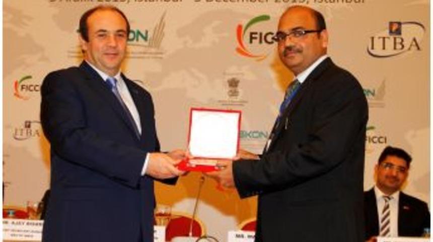 Hindistan&rsquo;da 1 Trilyon Dolarlık Altyapı Fırsatı