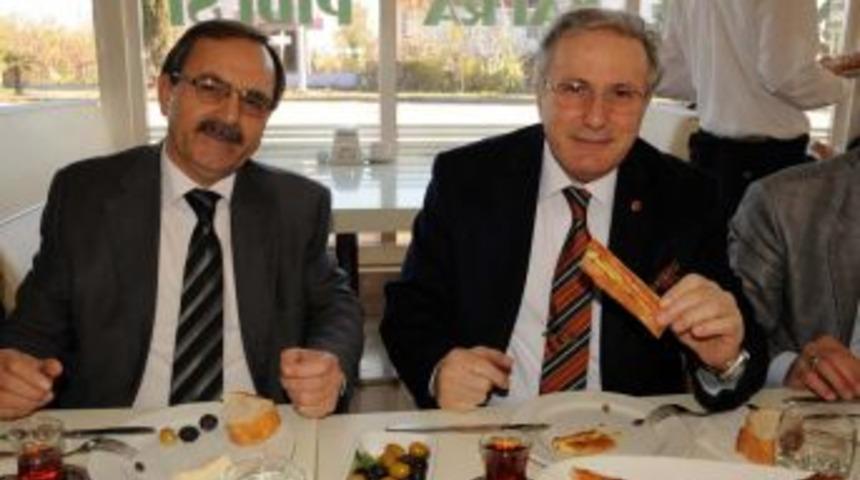 Kosova Fahri Konsolosu, Bafra Pidesine Hayran Kaldı