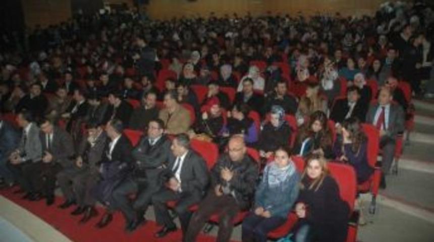 Hakkari&rsquo;de Said Nursi Ve Mevlana Halid Paneli