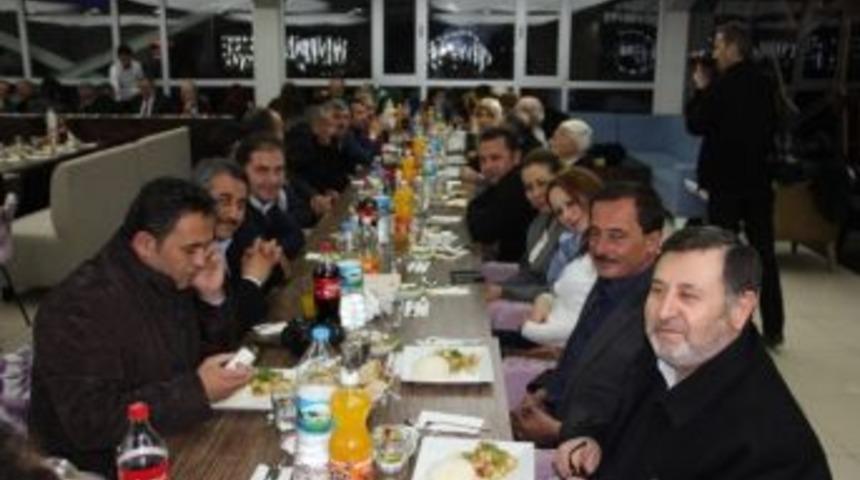 Ak Parti Zafer Yemini Etti