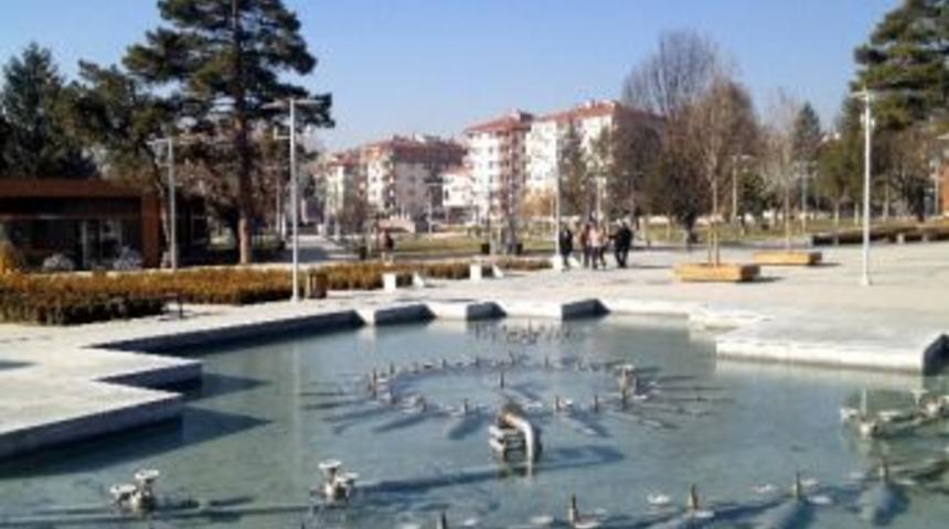 Bolu'da S&uuml;s Havuzu Buz Tuttu