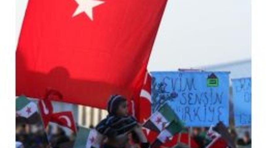 Cumhurbaşkanı Abdullah G&uuml;l Konteynır Kentte Suriyelilere Hitap Etti