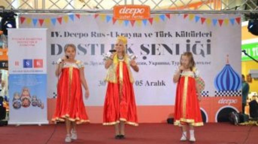 Dostluk Şenliği Renkli G&ouml;r&uuml;nt&uuml;lerle Sona Erdi