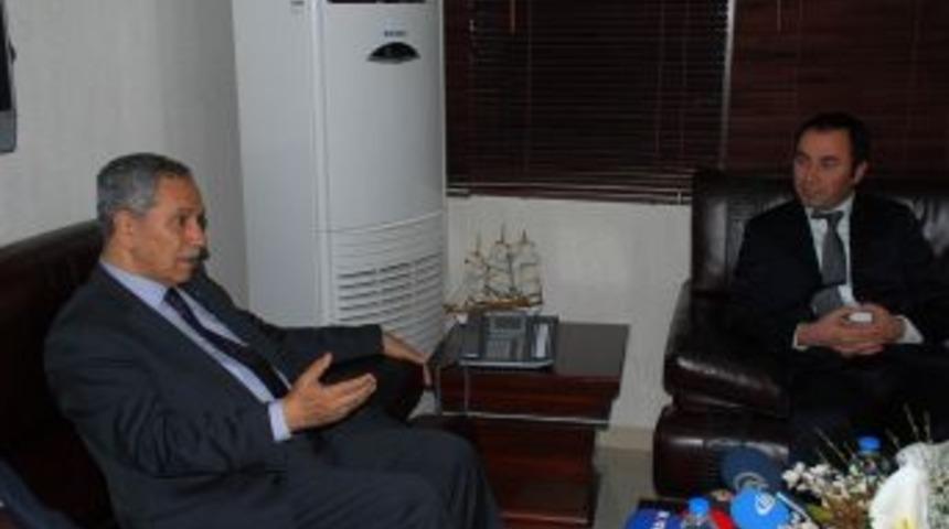 Arın&ccedil;: Se&ccedil;ilmişlerin Tahliye Hakkı Sağlanmalıdır