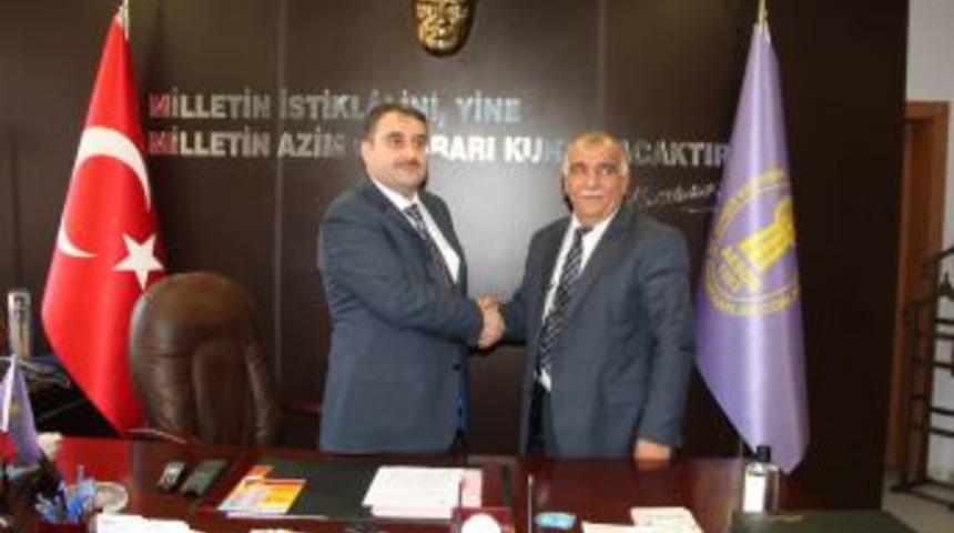 Amasya Esnaf Ve Sanatk&acirc;rlar Odaları Birliği Başkanı Değişti