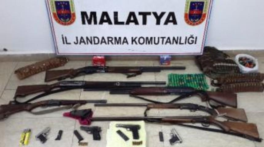 Jandarmadan Silah Operasyonu