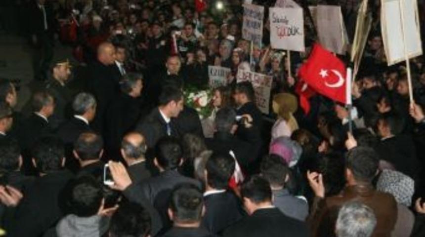 Cumhurbaşkanı Abdullah G&uuml;l, 7 Aralık &Uuml;niversitesini Ziyaret Etti