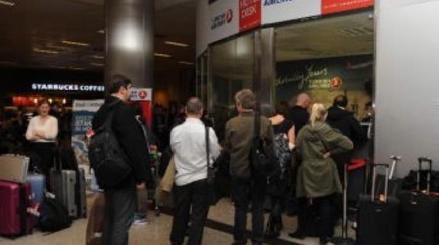 Avrupa&rsquo;daki Hava Koşulları U&ccedil;uşları İptal Ettirdi