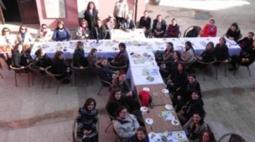 Başkan Keskin, Kadın Hakları G&uuml;n&uuml;&rsquo;n&uuml; &Ouml;ykam&rsquo;da Kutladı