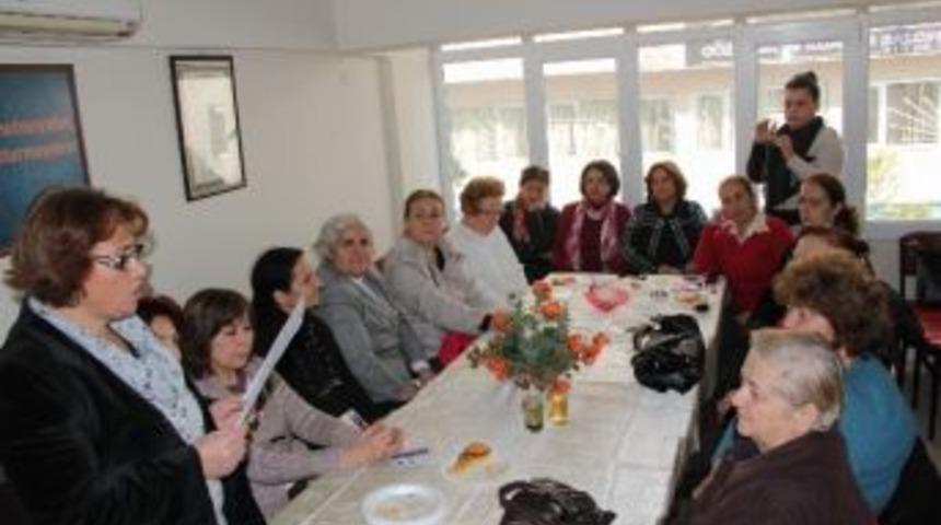 Chp&rsquo;li Kadınlardan D&uuml;nya Kadın Hakları G&uuml;n&uuml; Mesajı