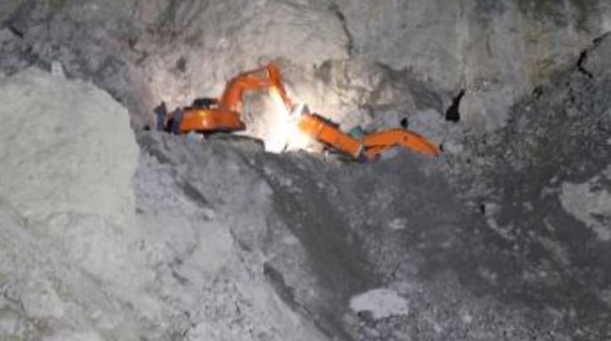 Ordu'da Taşocağında G&ouml;&ccedil;&uuml;k: 1 &Ouml;l&uuml;