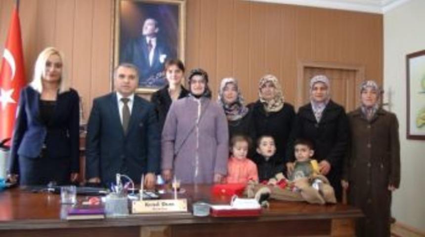 &Ouml;ğrencilerinden kaymakam Duru'ya ziyaret