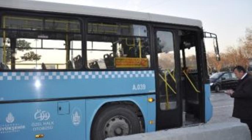 (&ouml;zel Haber) Halk Otob&uuml;s&uuml;nden &Ccedil;ıkan Duman Paniğe Neden Oldu