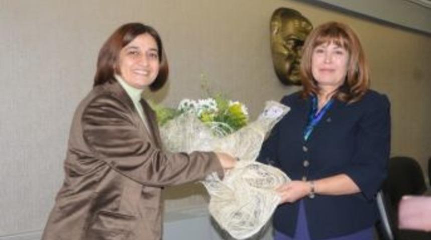 Kadın Meclisi&rsquo;nden &lsquo;demokrasi&rsquo; Konferansı